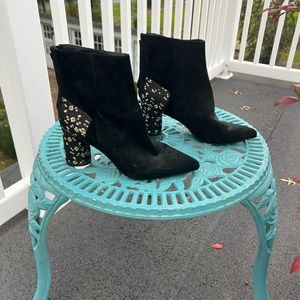 Jaggar The Label Suede Boots